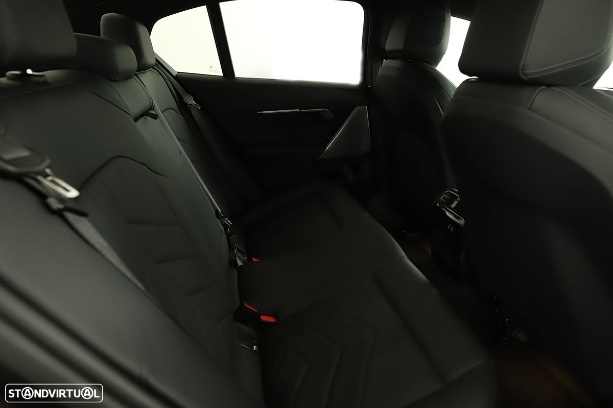 BMW 520 d Pack Desportivo M - 24