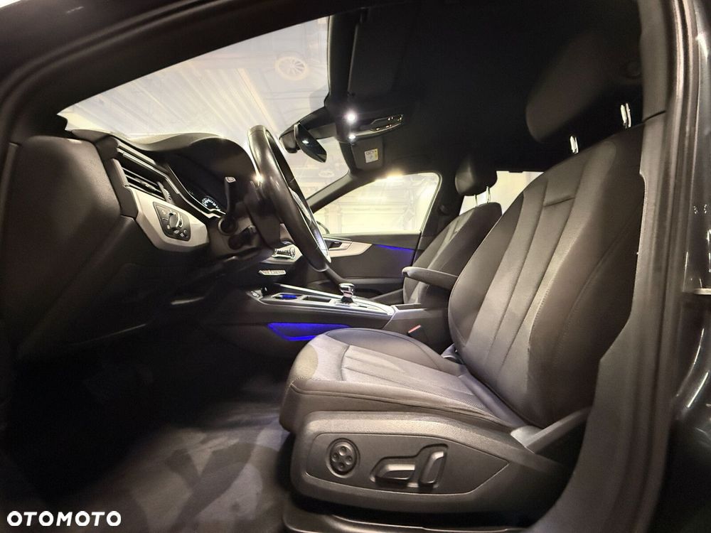 Audi A4 Avant 35 TFSI S tronic - 17