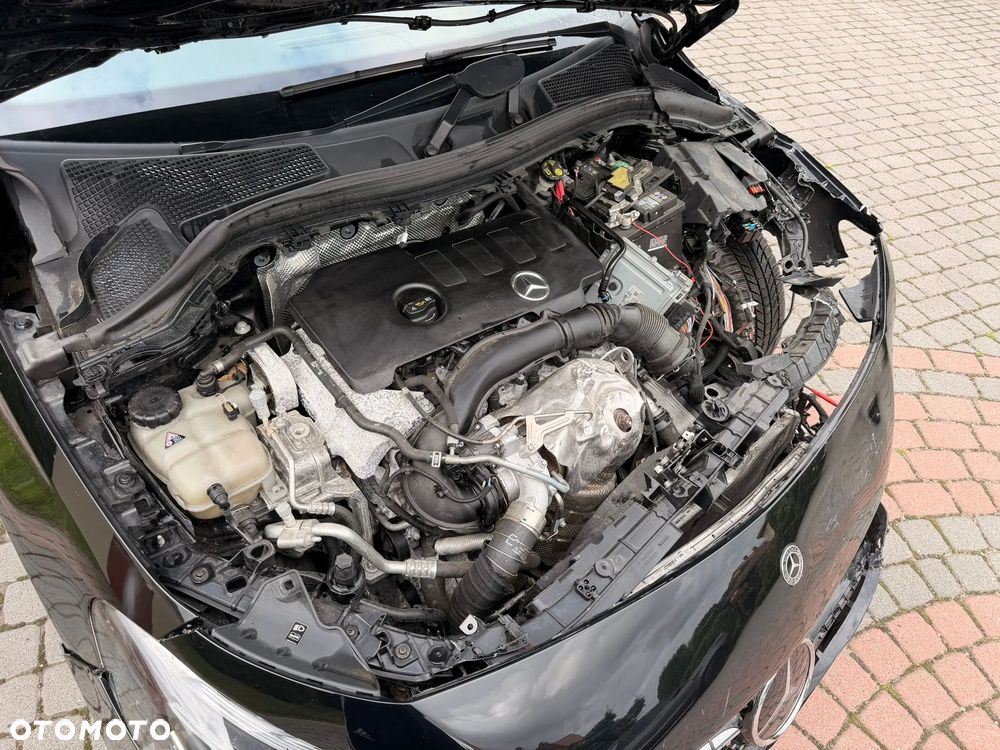 Mercedes-Benz Klasa B 250 4-Matic AMG Line 7G-DCT - 19