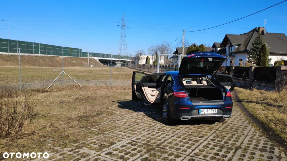 Mercedes-Benz GLC - 35