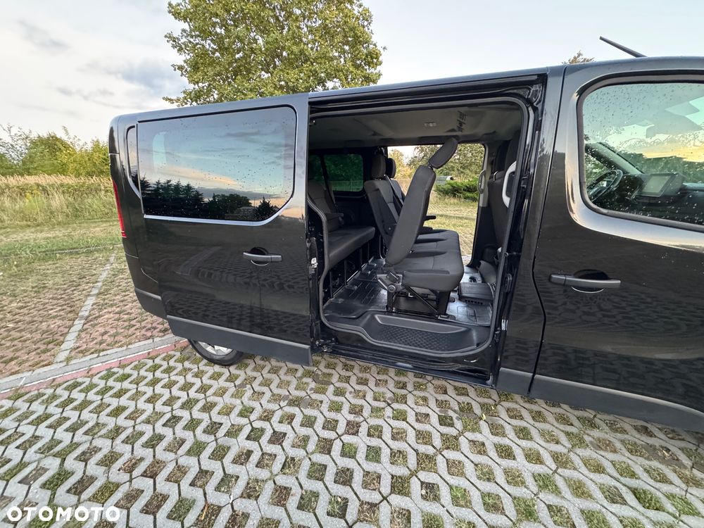 Renault Trafic 2.0 dCi - 13