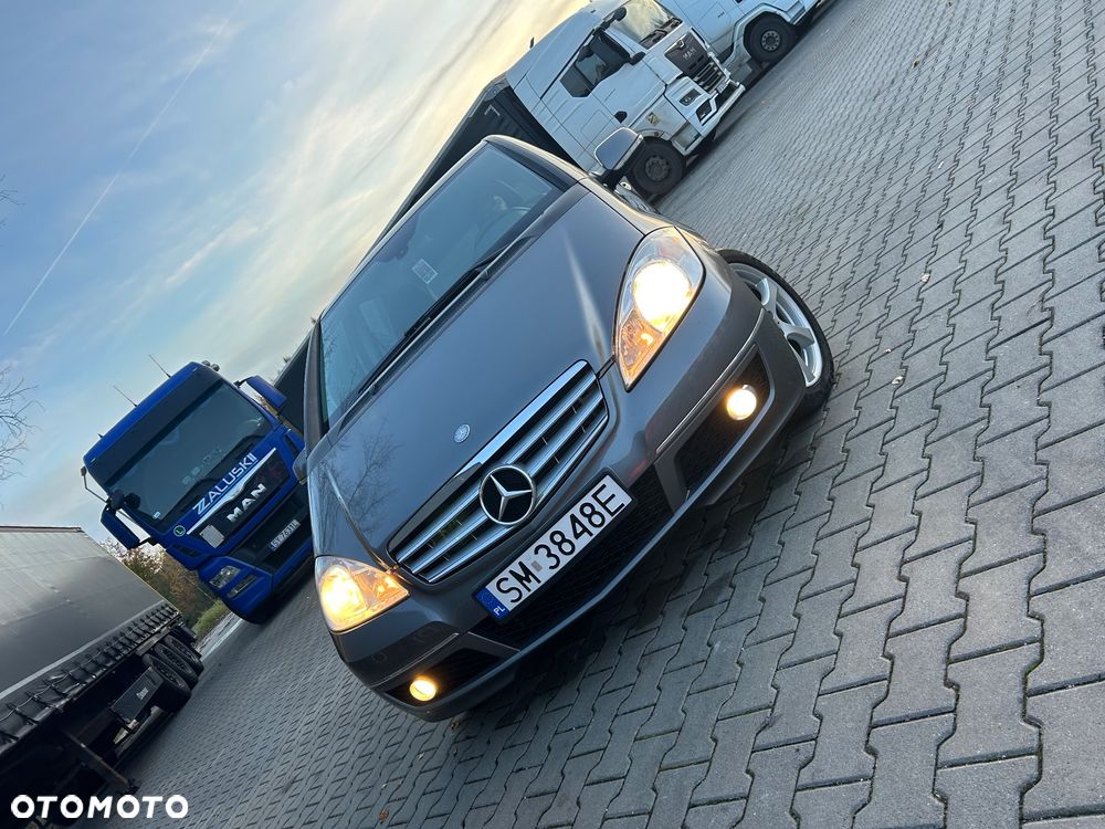 Mercedes-Benz Klasa A 160 BlueEFFICIENCY - 28