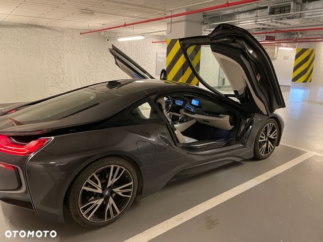BMW i8 Standard - 1