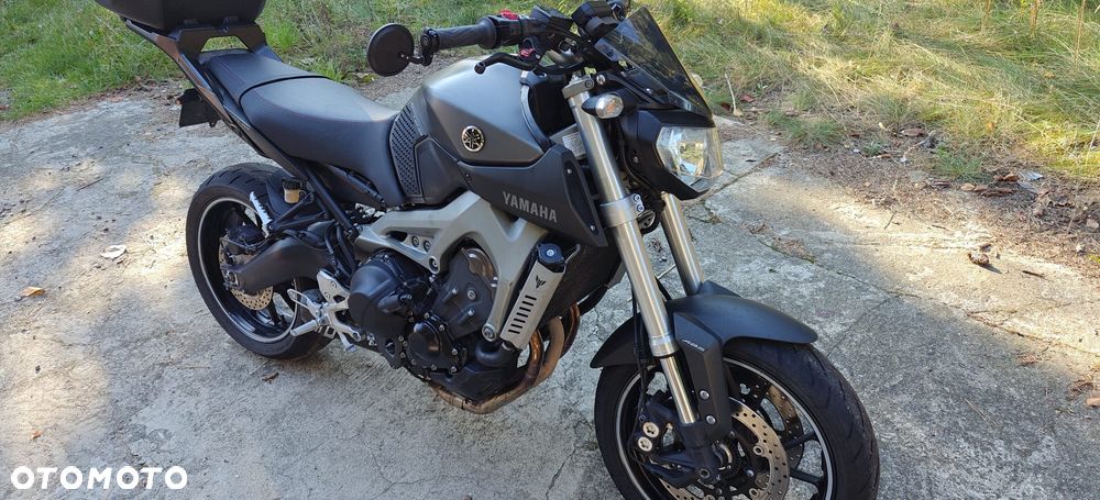 Yamaha MT - 2