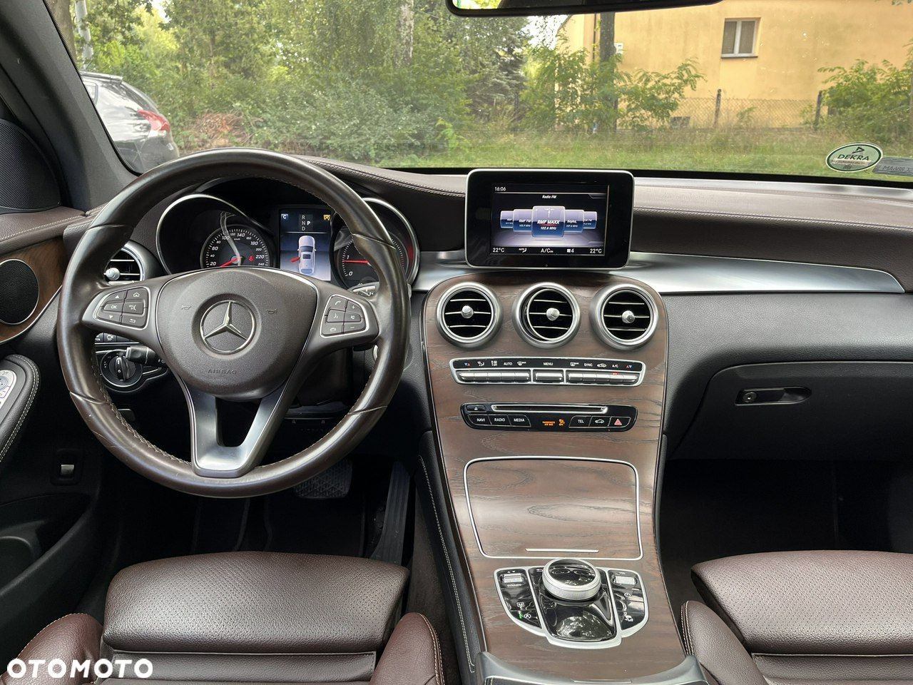 Mercedes-Benz GLC - 16