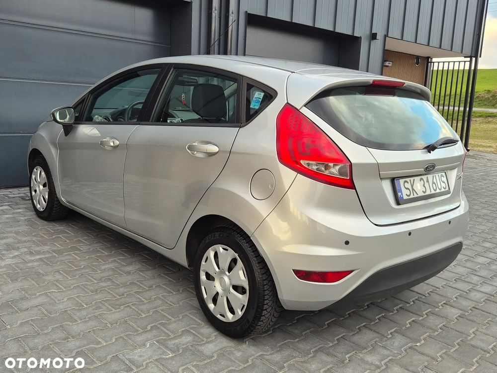 Ford Fiesta 1.25 Silver X - 26
