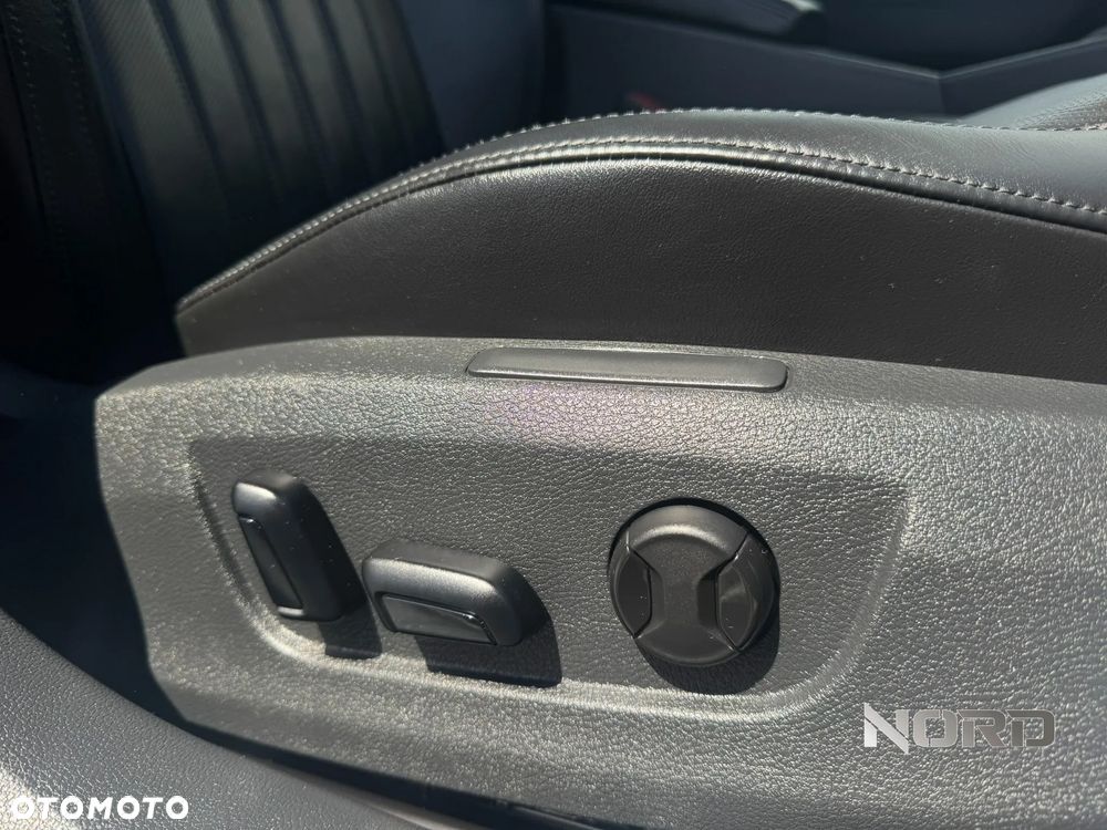 Skoda Superb 1.8 TSI DSG L&K - 19