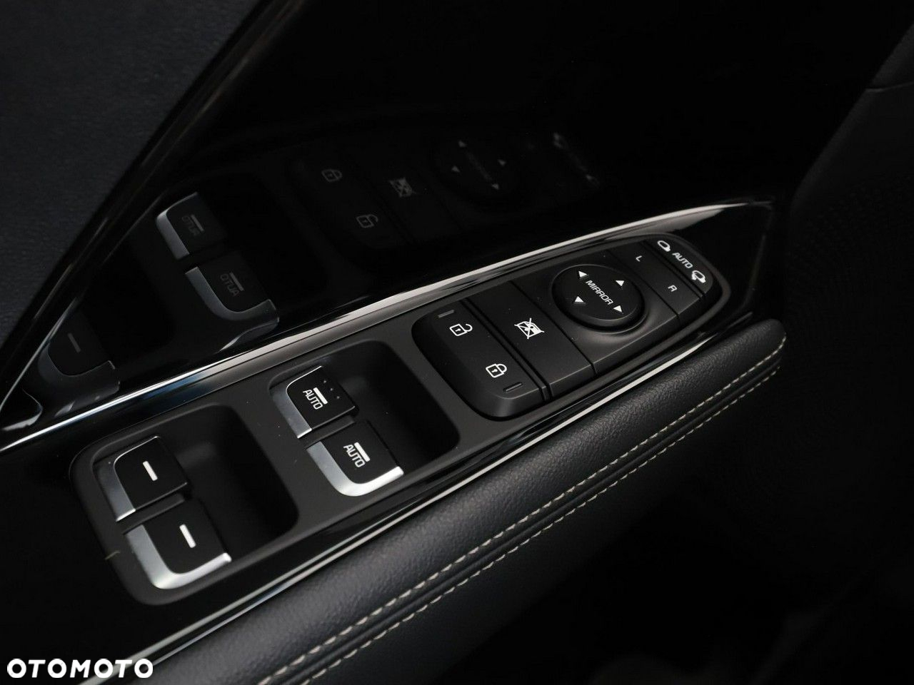 Kia Niro 1.6 GDI HEV 2WD OPF Edition 7 - 37