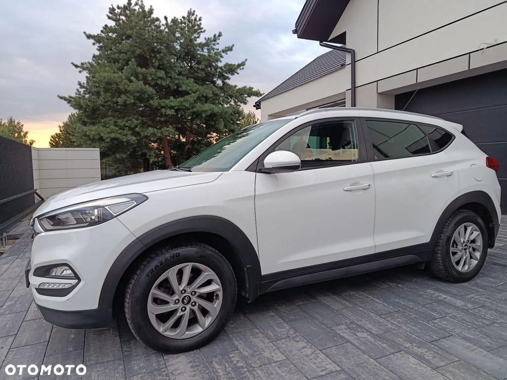 Hyundai Tucson 1.7 CRDI BlueDrive Comfort 2WD - 10
