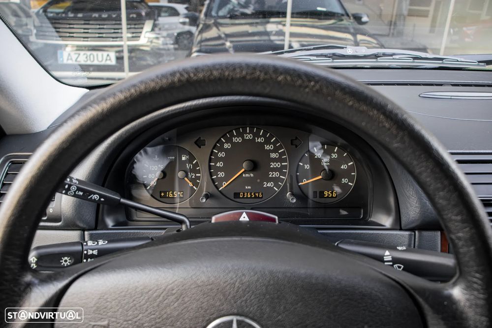 Mercedes-Benz ML 270 CDi - 12