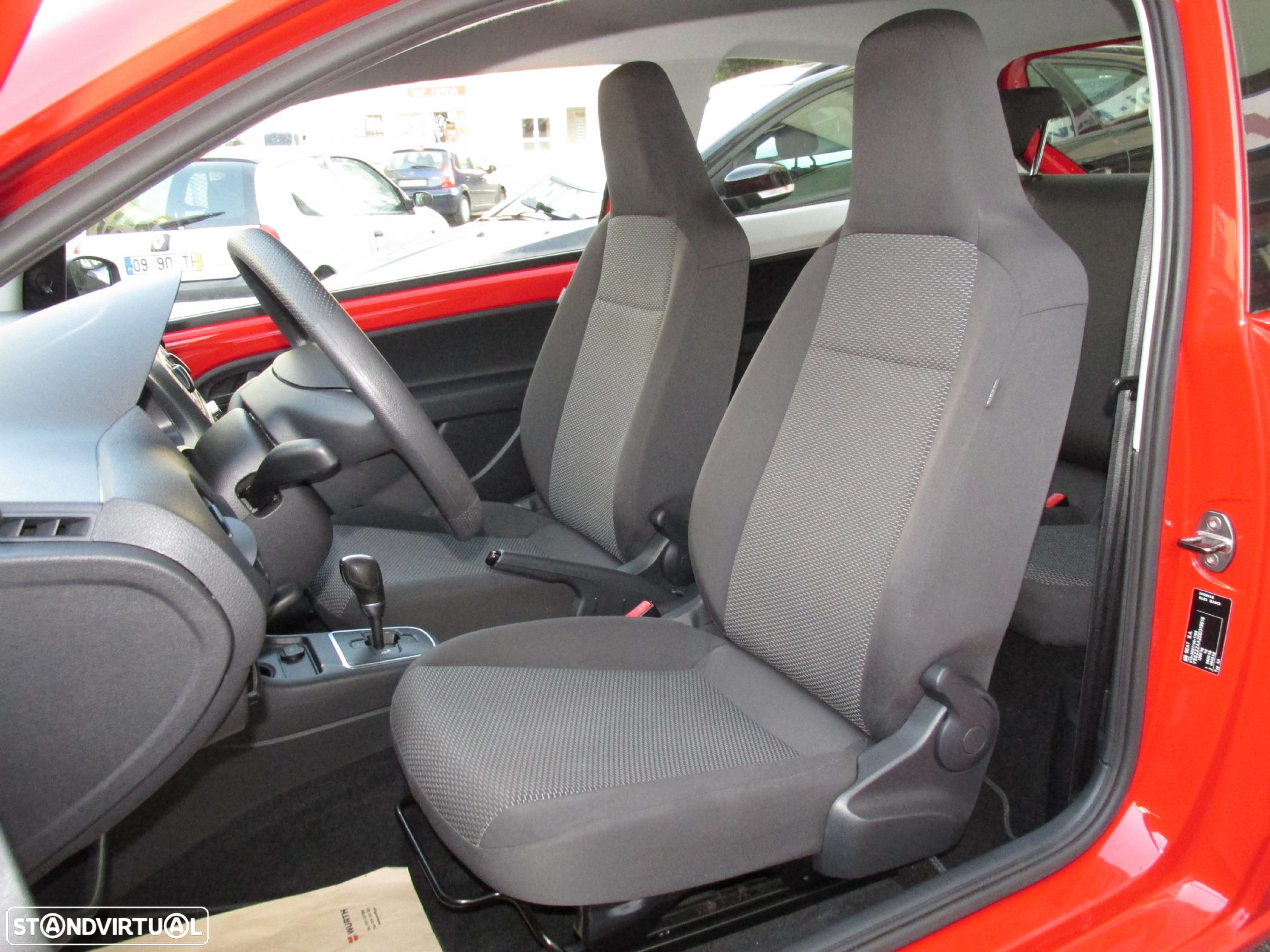 SEAT Mii 1.0 Reference Aut. - 24