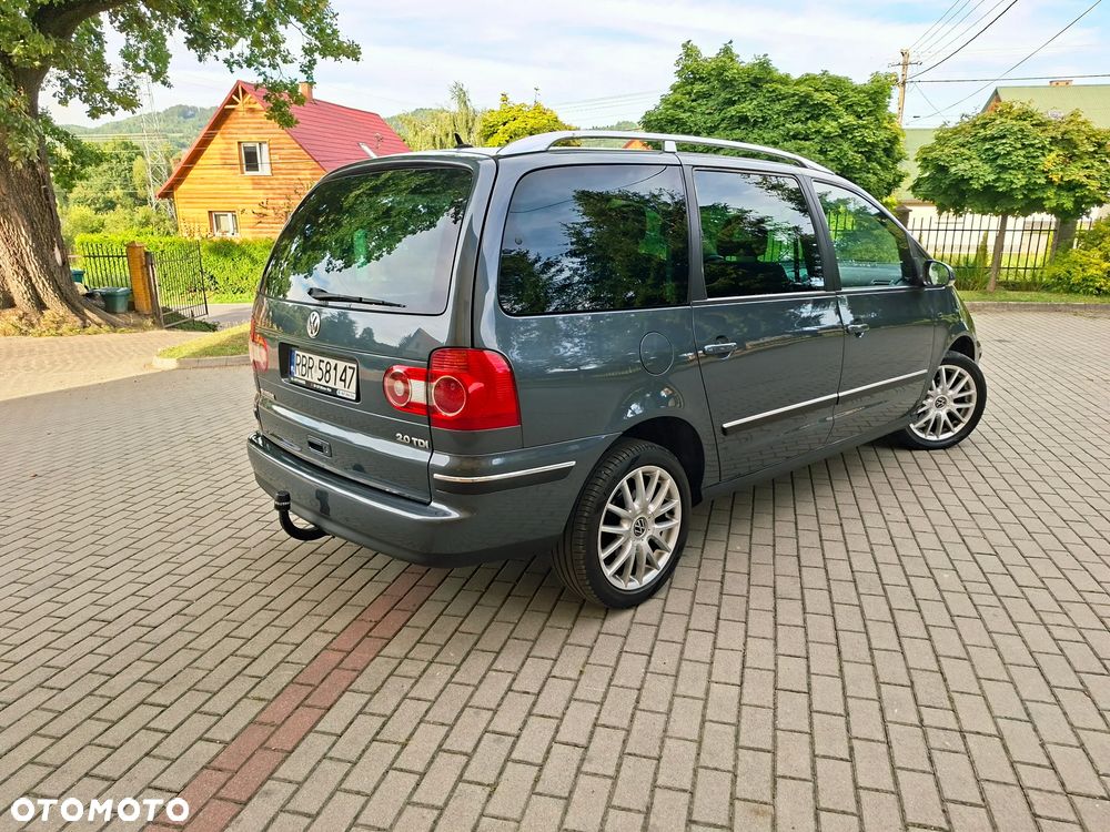 Volkswagen Sharan 2.0 TDI Highline - 8