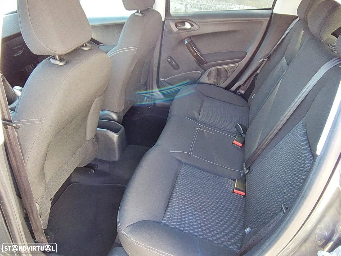 Peugeot 208 82 VTI Style - 20