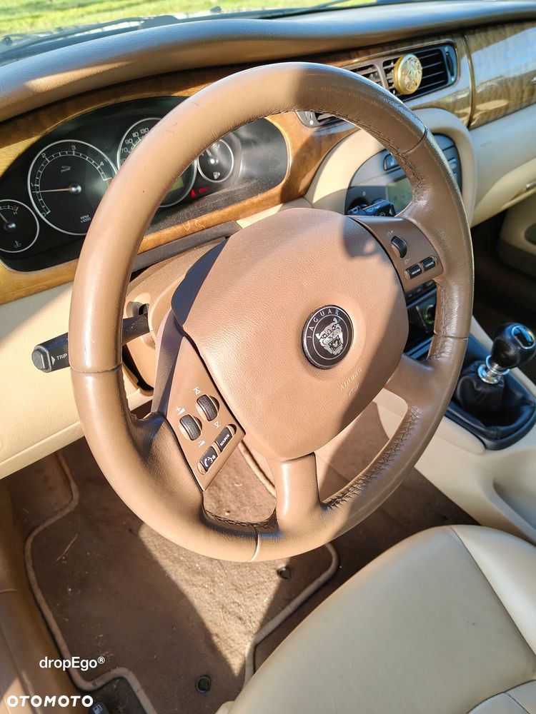 Jaguar X-Type 2.0 D Executive - 11