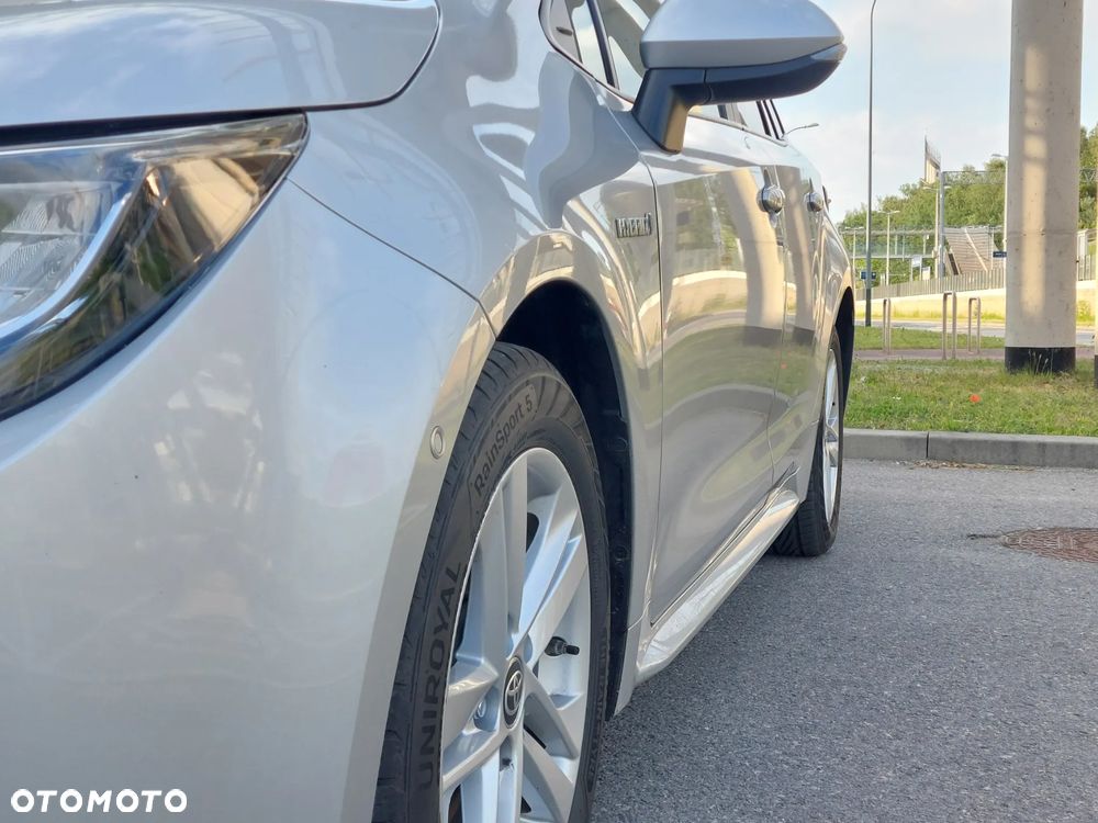 Toyota Corolla 1.8 Hybrid Comfort - 8