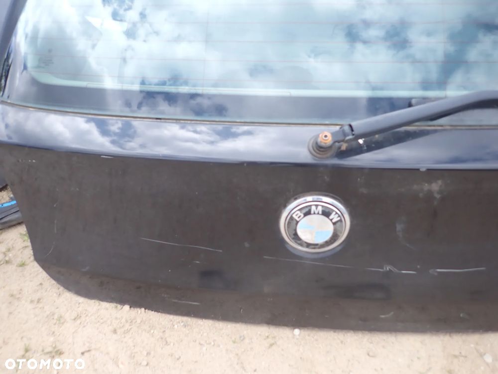 BMW E87 1  KLAPA TYŁ KPL - 5