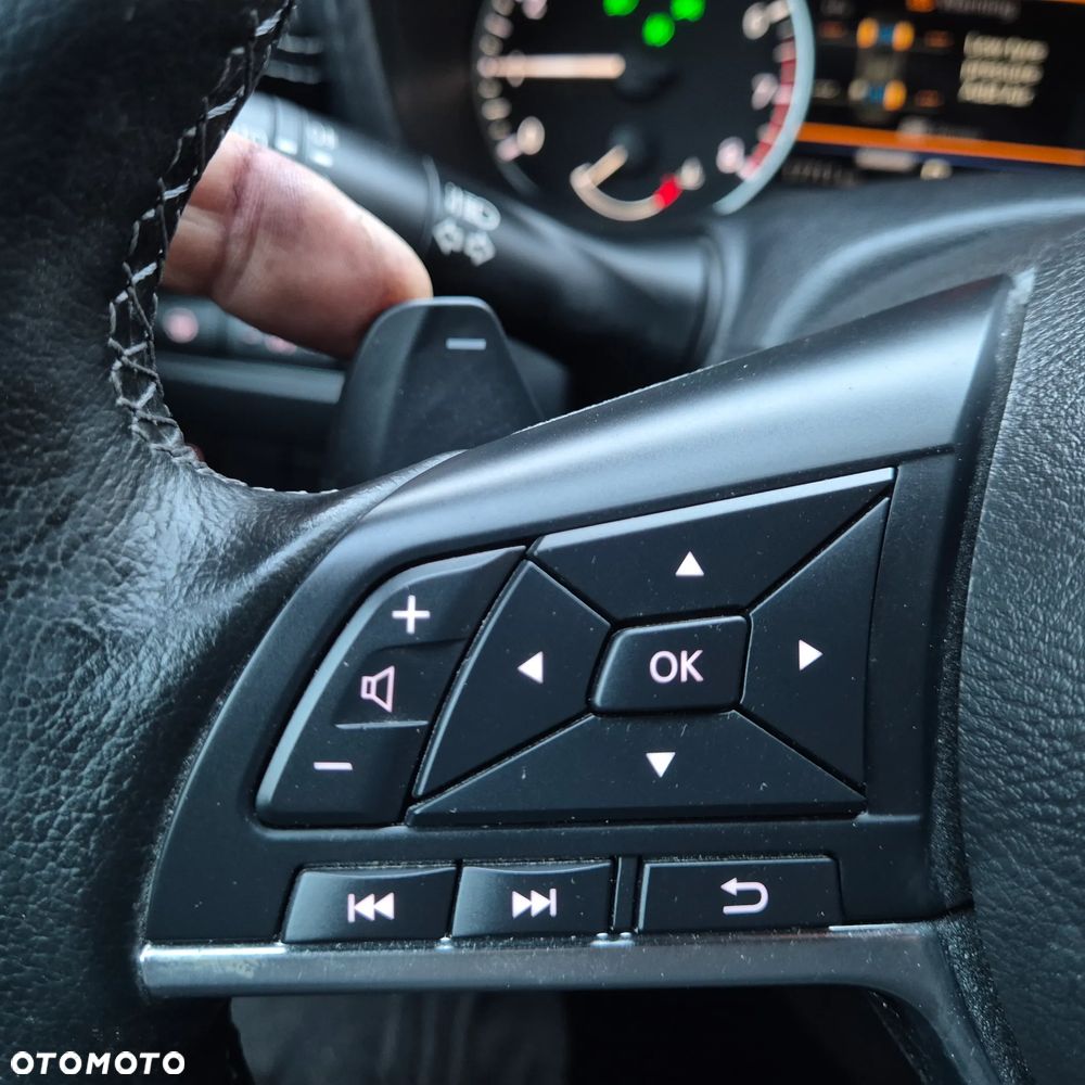 Nissan Juke 1.0 DIG-T N-Design DCT - 23