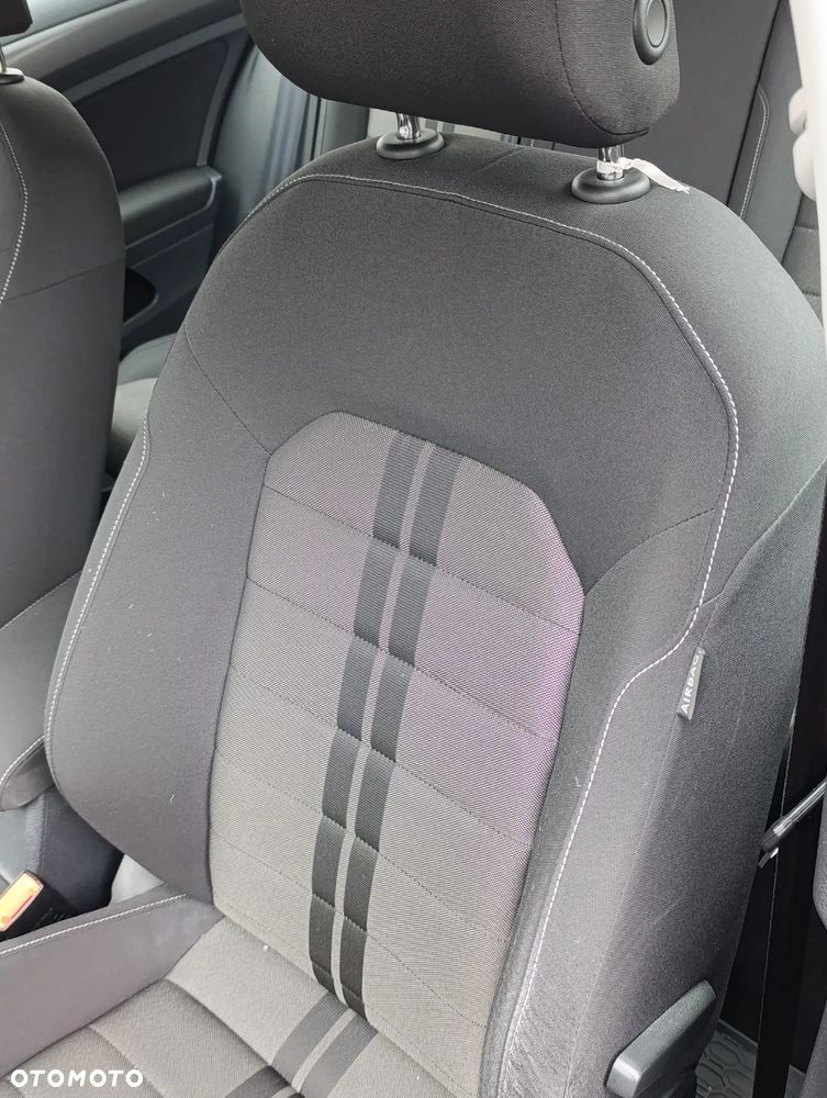 Volkswagen Golf 1.6 TDI Comfortline - 14