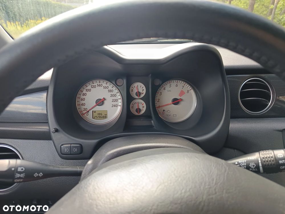 Mitsubishi Outlander 2.0 Turbo 4WD - 11