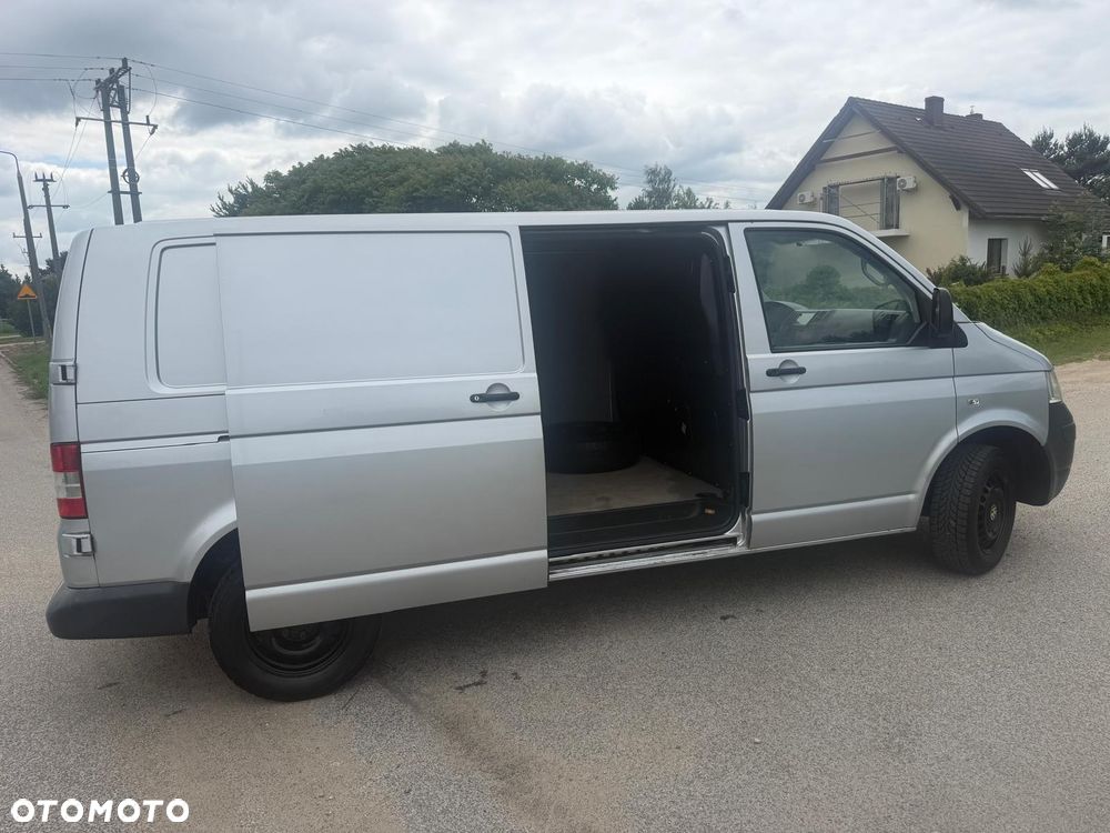 Volkswagen Transporter - 22