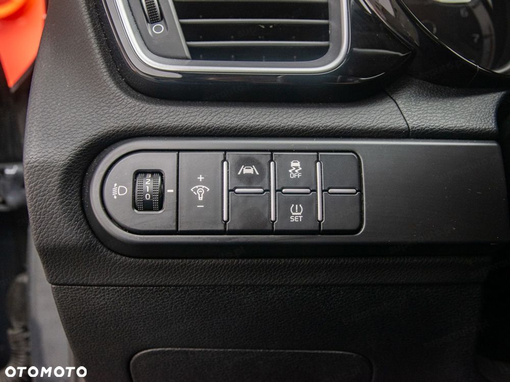 Kia Ceed 1.5 T-GDI M DCT - 22