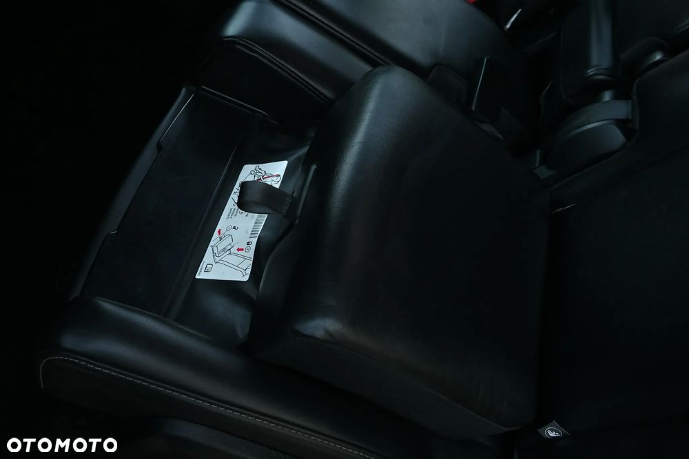 Fiat Freemont 3.6 V6 Black Code - 36