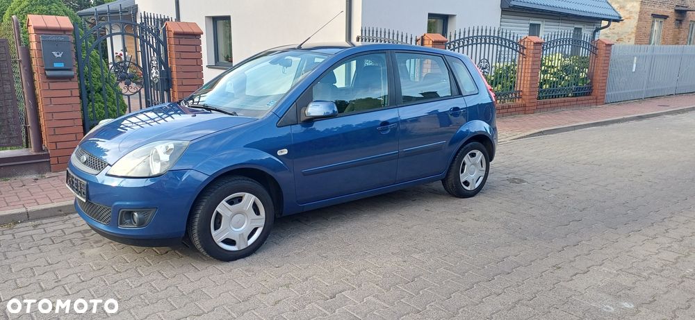 Ford Fiesta - 2