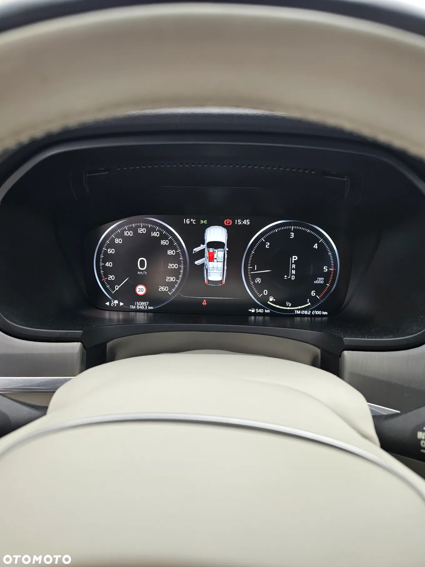 Volvo V90 D4 Geartronic Momentum - 23
