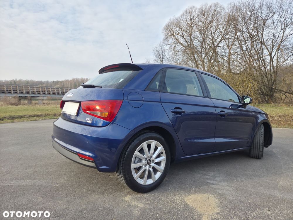 Audi A1 Sportback 1.0 TFSI ultra S tronic - 5
