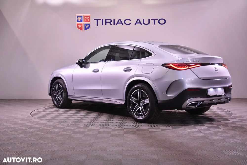 Mercedes-Benz GLC 300 e 4MATIC - 3