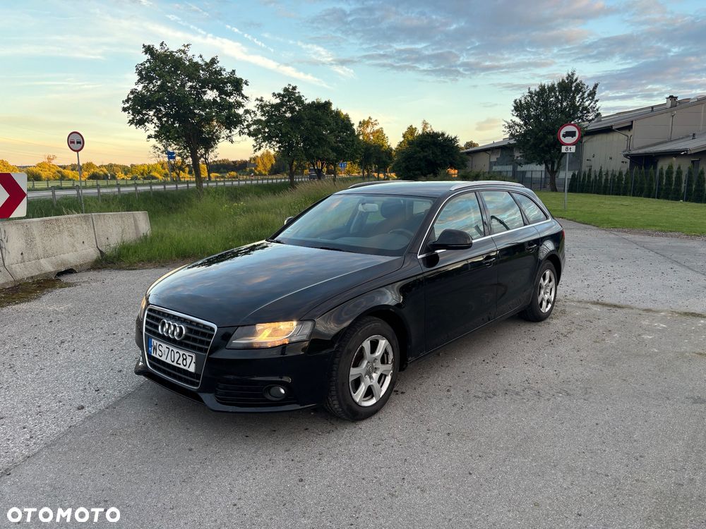 Audi A4 Avant - 1