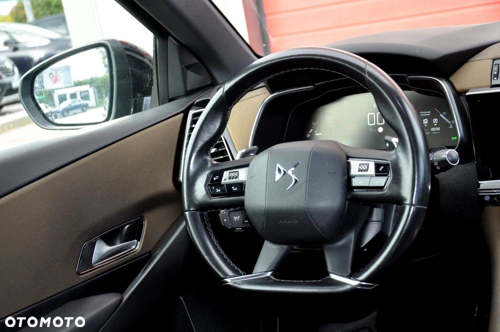 DS Automobiles DS 7 Crossback - 32