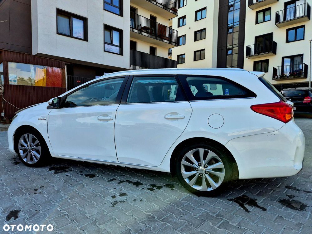 Toyota Auris - 3