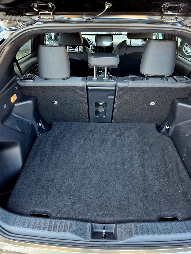 Toyota Yaris Cross Hybrid 1.5 Style AWD - 9