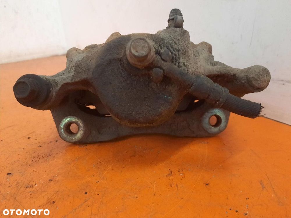 HYUNDAI GETZ I 02-05 ZACISK HAMULCOWY PRZÓD PRZEDNI  PRAWY G4HD - 4