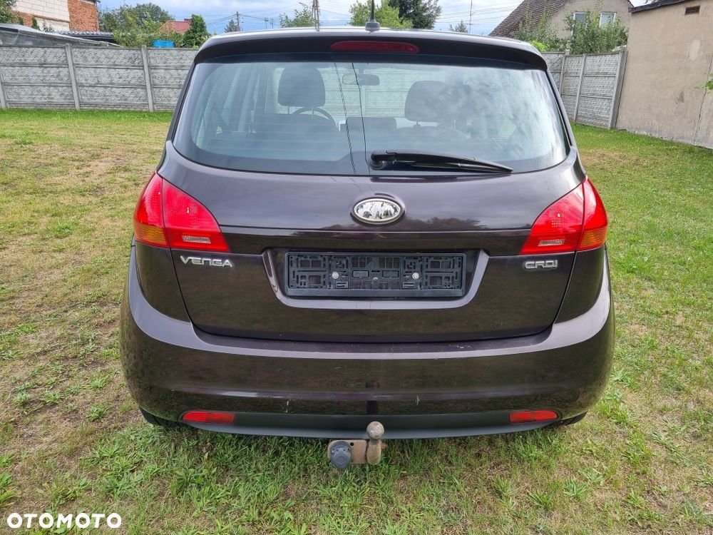 Kia Venga - 5