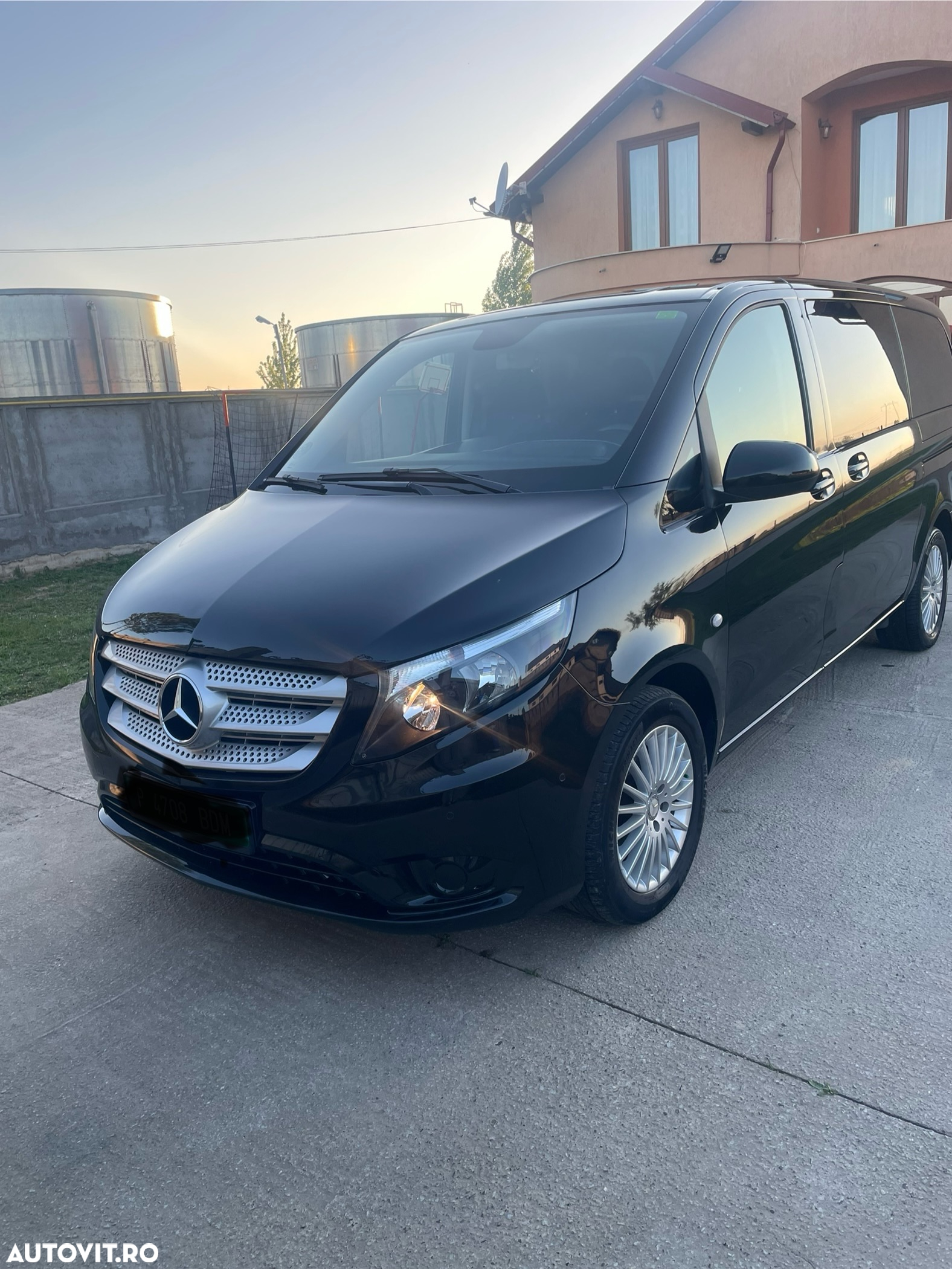 Mercedes-Benz Vito 114 CDI (BlueTEC) Tourer Extralang SELECT - 2
