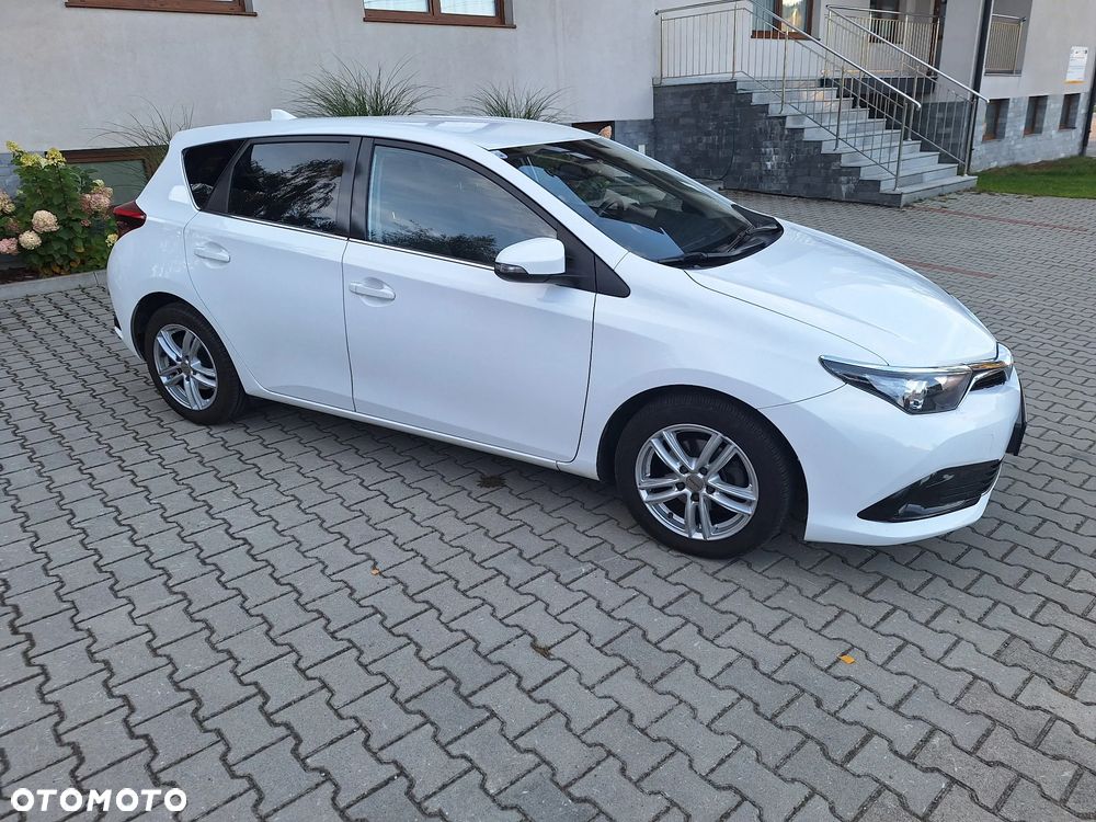 Toyota Auris - 8
