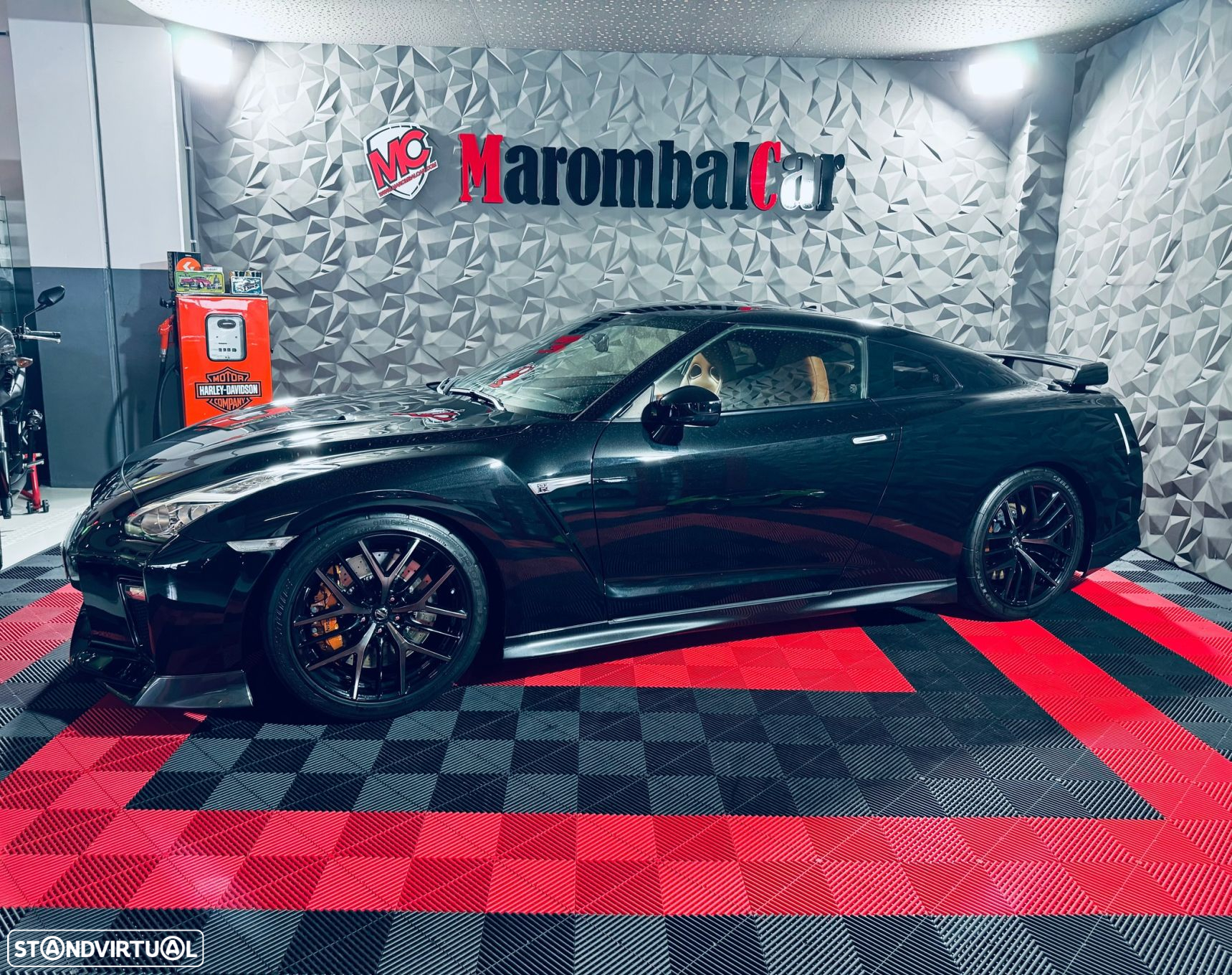 Nissan GT-R 3.8 V6 Black Edition - 26