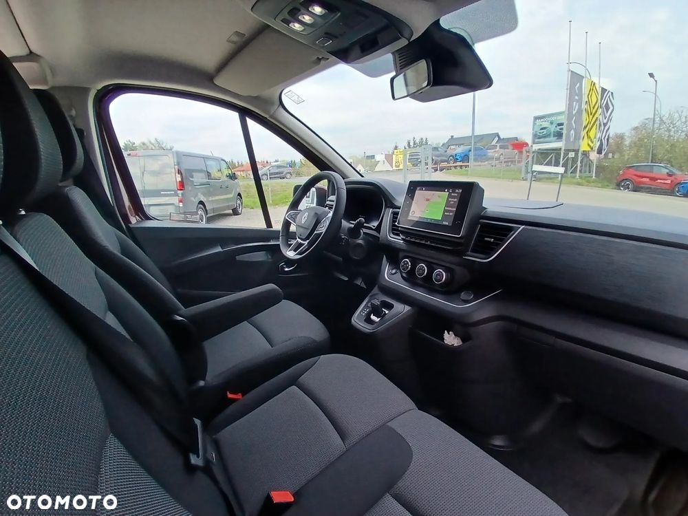 Renault Trafic - 11