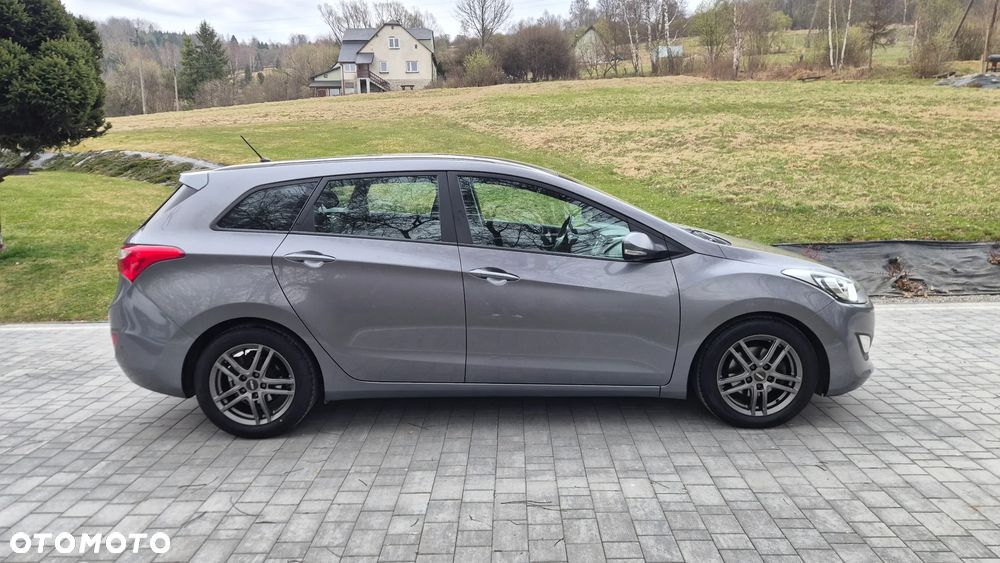 Hyundai i30 i30cw 1.4 CRDi Trend - 10