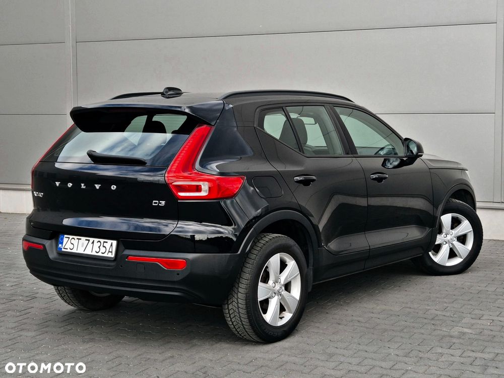 Volvo XC 40 D3 Momentum - 3