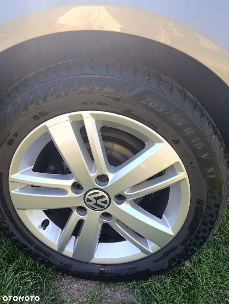 Volkswagen Golf Plus 1.6 TDI Comfortline - 7