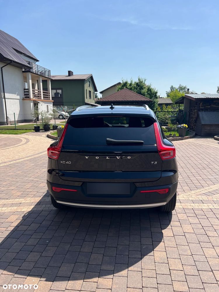 Volvo XC 40 T3 Momentum - 5