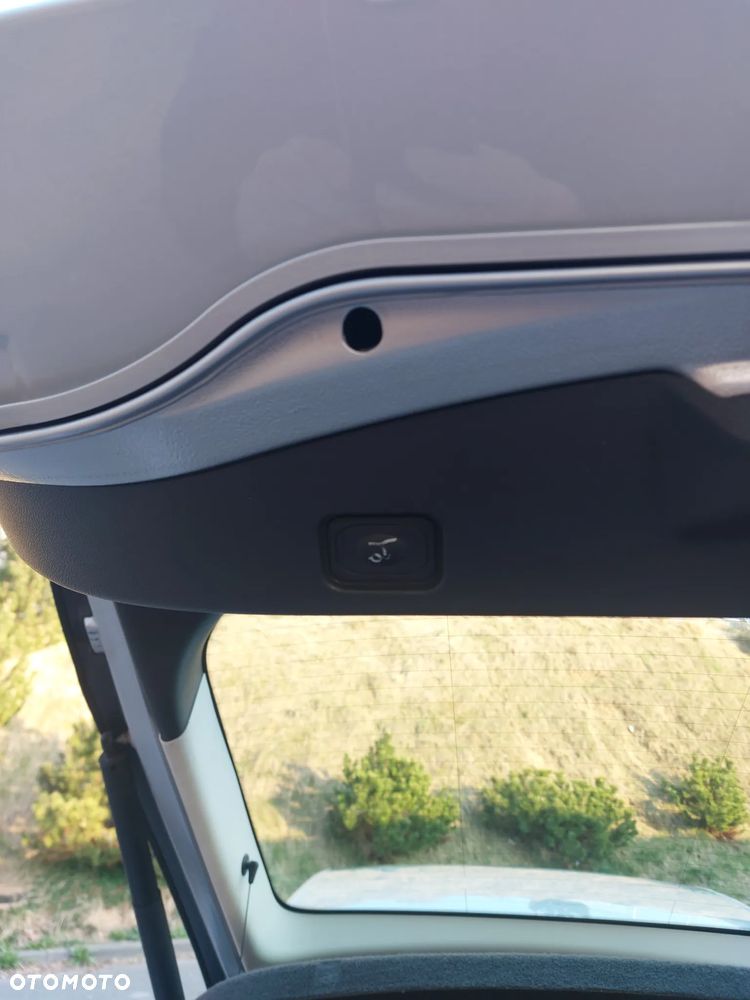 Ford Mondeo 2.0 TDCi Silver X (Amb.) - 34