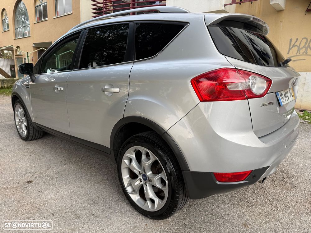 Ford Kuga 2.0 TDCi Titanium - 4