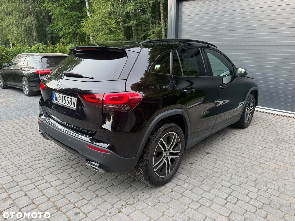 Mercedes-Benz GLA 200 d - 1