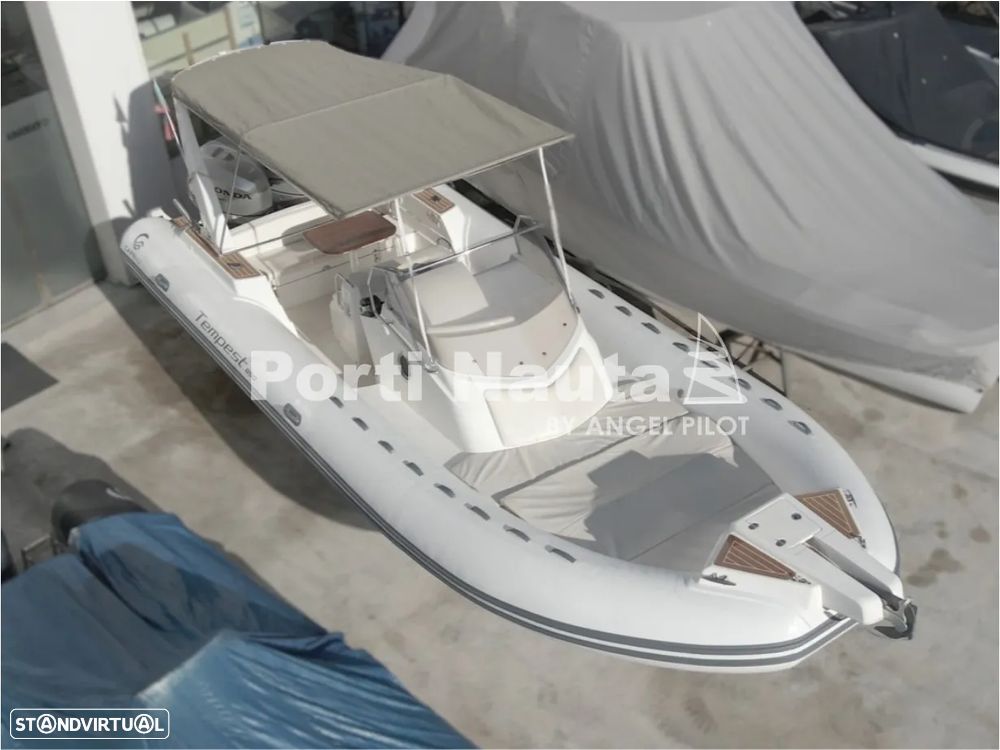 Capelli Tempest 850 Open - 1