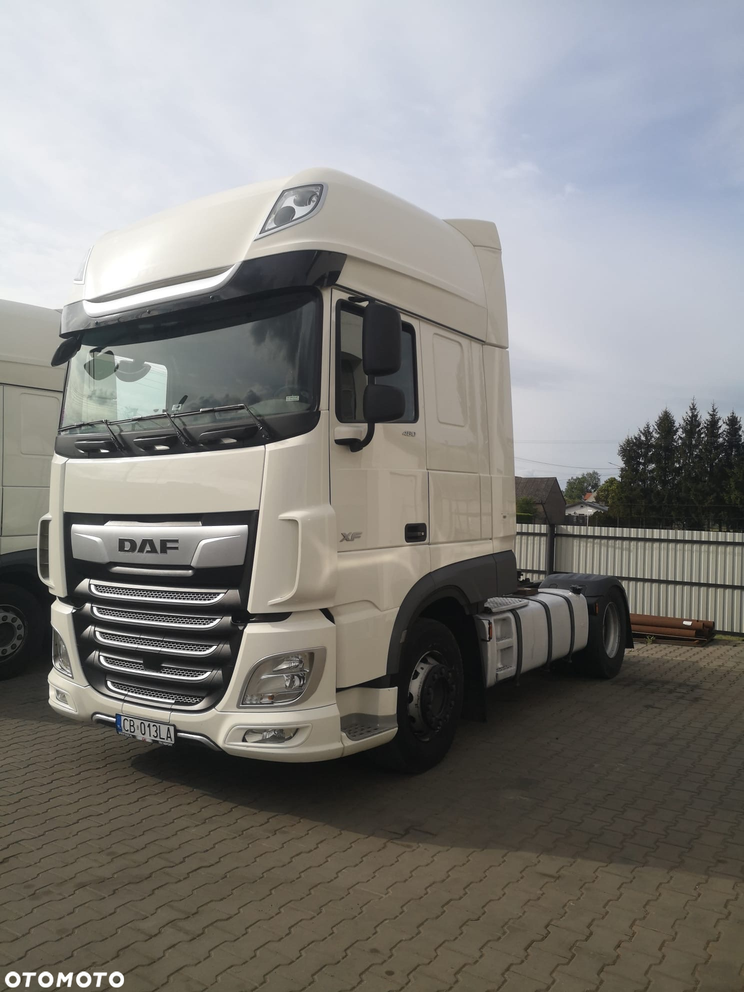 DAF XF - 12