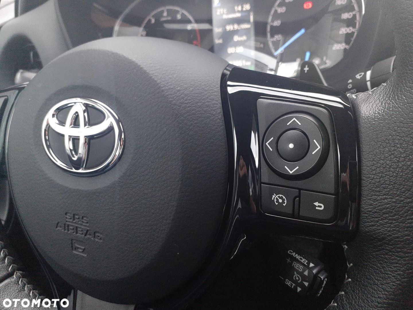 Toyota Yaris 1.5 Premium CVT - 17